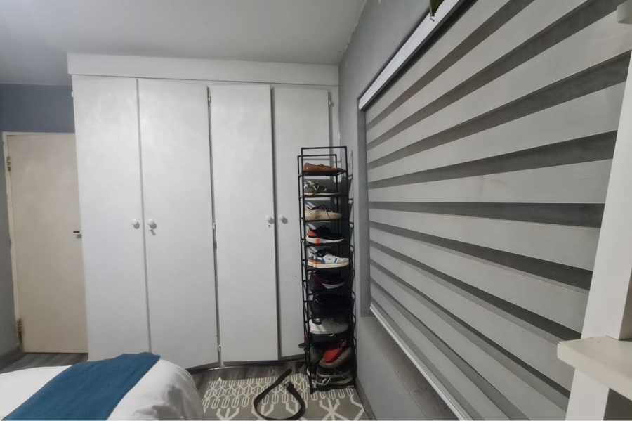 2 Bedroom Property for Sale in Roodepoort West Gauteng