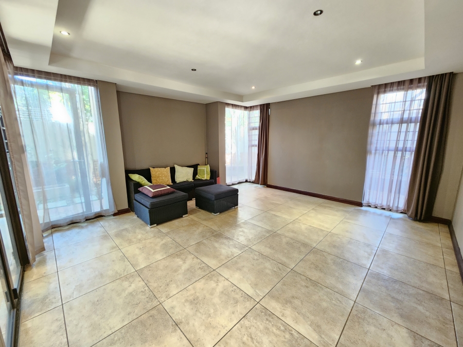 4 Bedroom Property for Sale in Brooklyn Gauteng