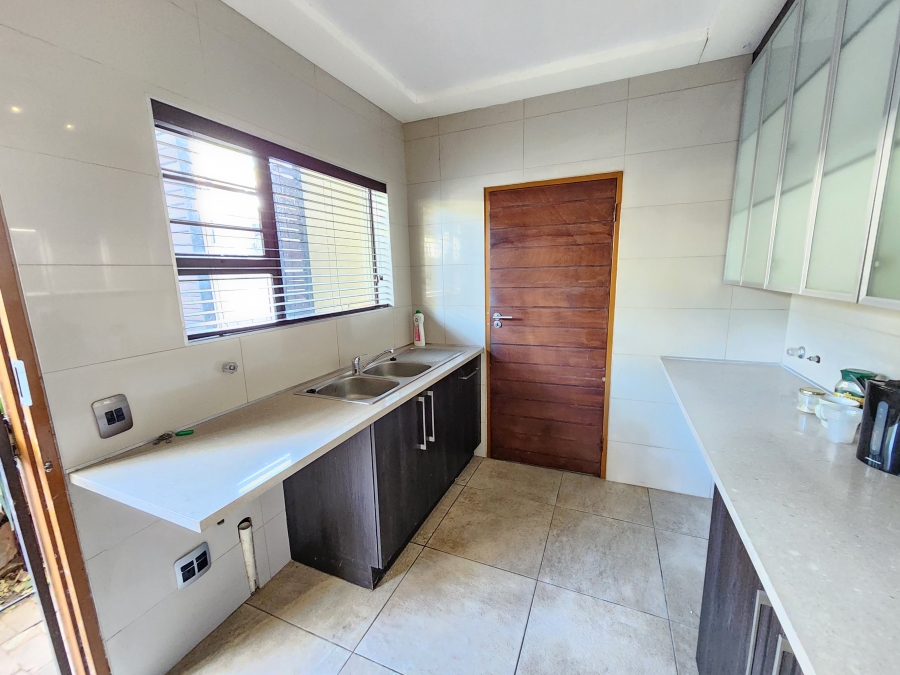4 Bedroom Property for Sale in Brooklyn Gauteng