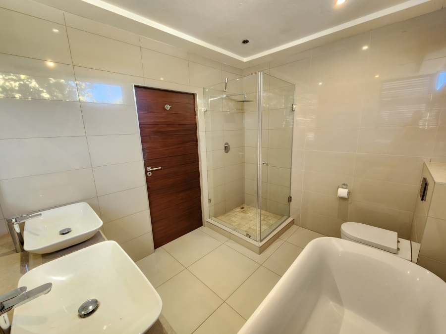 4 Bedroom Property for Sale in Brooklyn Gauteng
