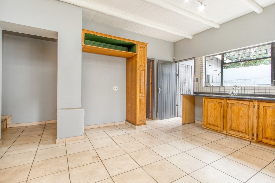10 Bedroom Property for Sale in Parktown Gauteng