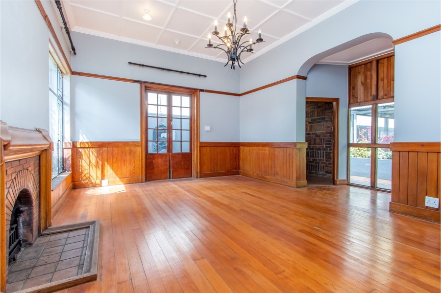 10 Bedroom Property for Sale in Parktown Gauteng