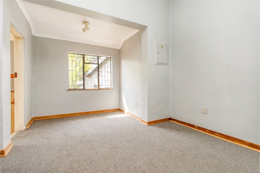 10 Bedroom Property for Sale in Parktown Gauteng