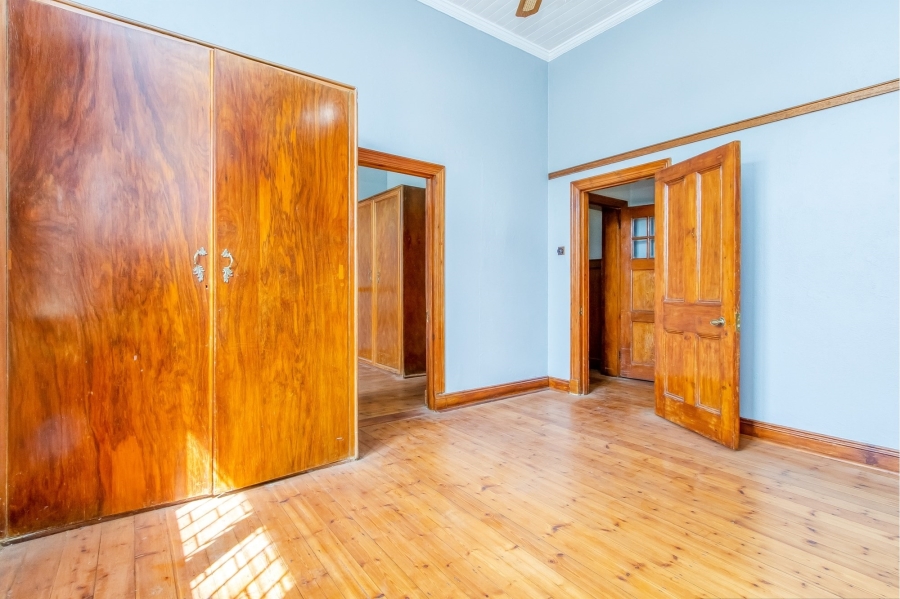 10 Bedroom Property for Sale in Parktown Gauteng