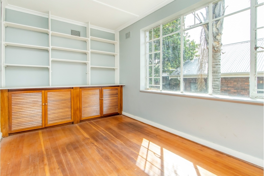 10 Bedroom Property for Sale in Parktown Gauteng