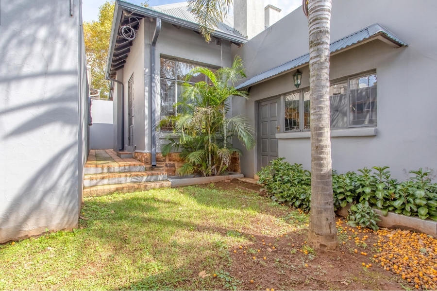 10 Bedroom Property for Sale in Parktown Gauteng
