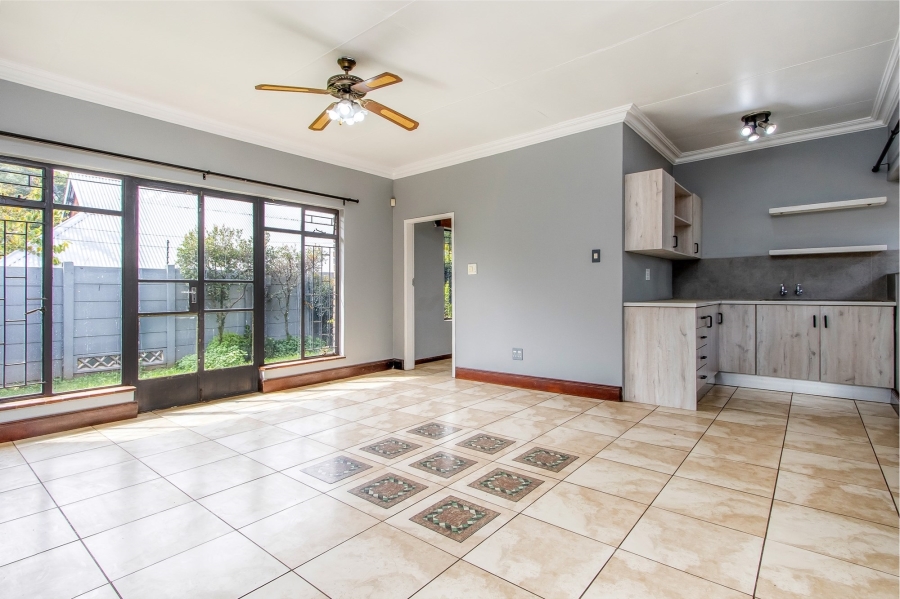 10 Bedroom Property for Sale in Parktown Gauteng