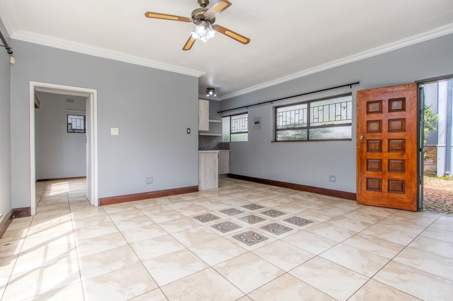 10 Bedroom Property for Sale in Parktown Gauteng