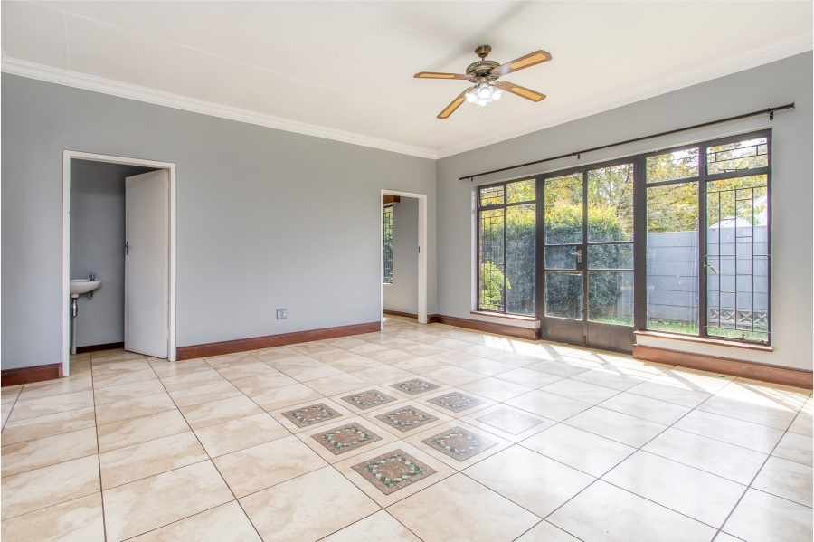 10 Bedroom Property for Sale in Parktown Gauteng