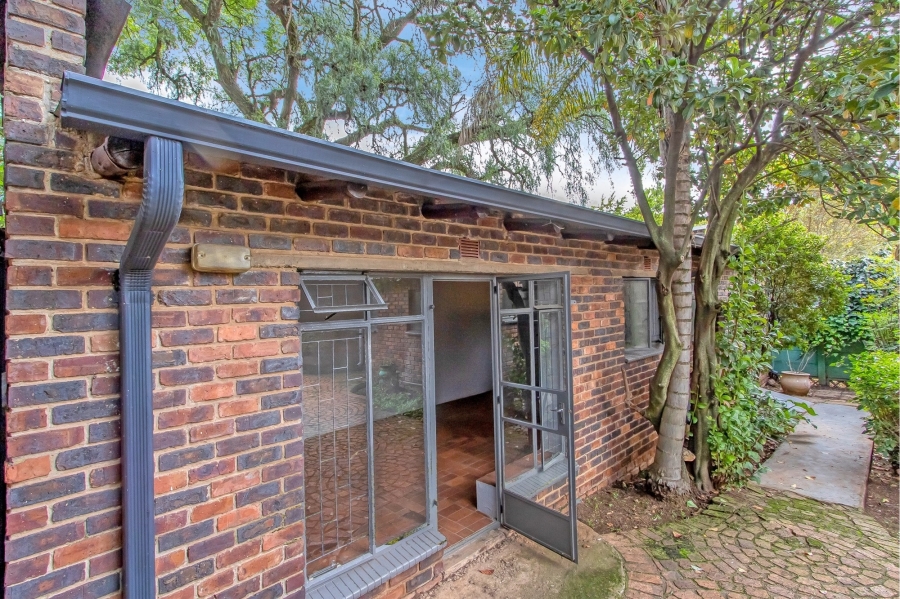 10 Bedroom Property for Sale in Parktown Gauteng