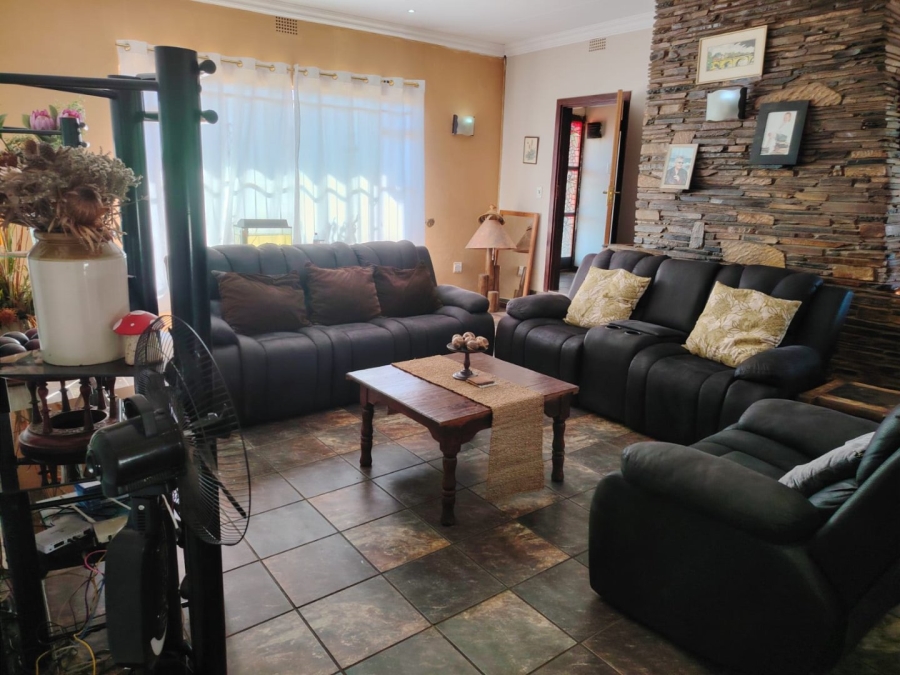 4 Bedroom Property for Sale in Greenhills Gauteng