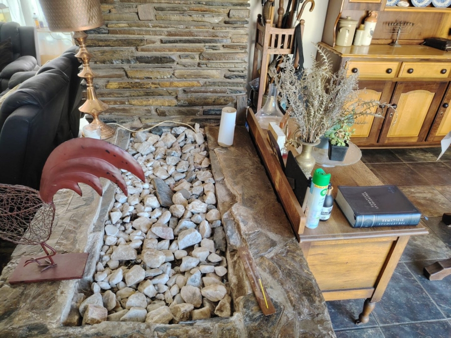 4 Bedroom Property for Sale in Greenhills Gauteng