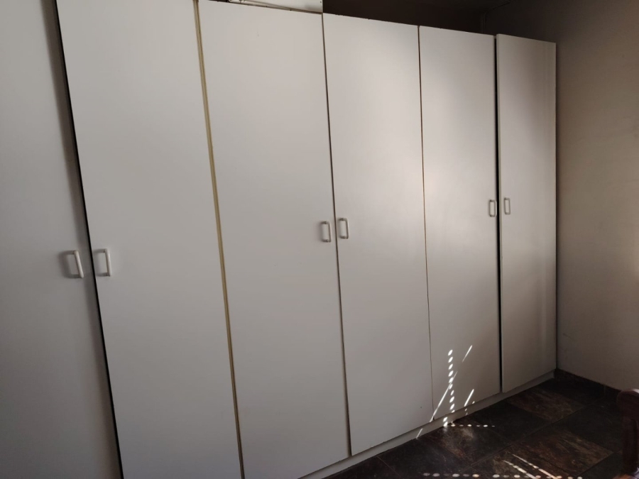4 Bedroom Property for Sale in Greenhills Gauteng