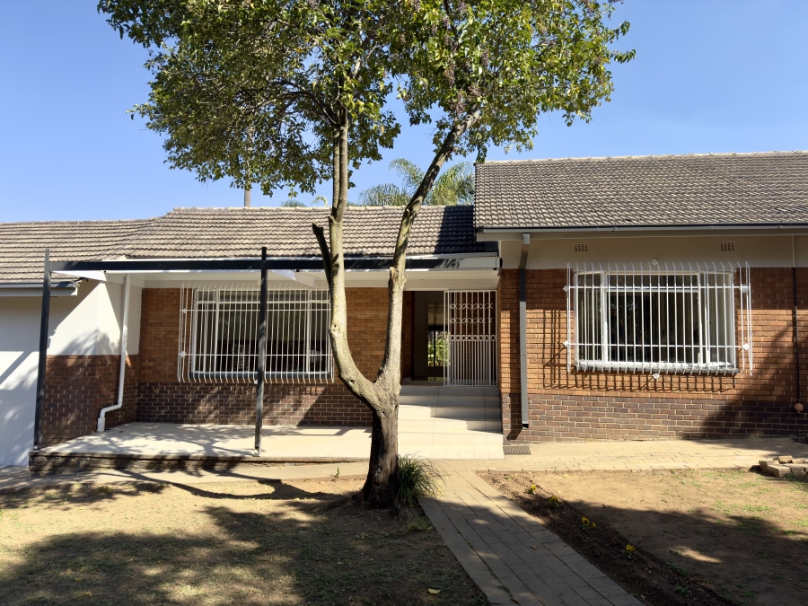 3 Bedroom Property for Sale in Waterkloof Ridge Gauteng