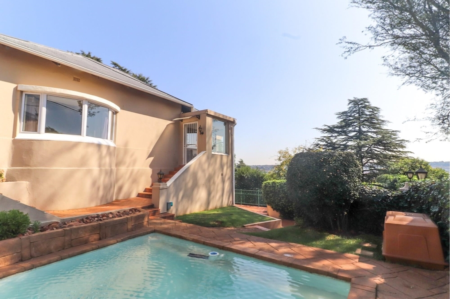 5 Bedroom Property for Sale in Kensington Gauteng