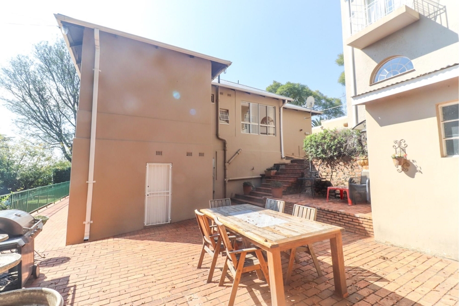 5 Bedroom Property for Sale in Kensington Gauteng