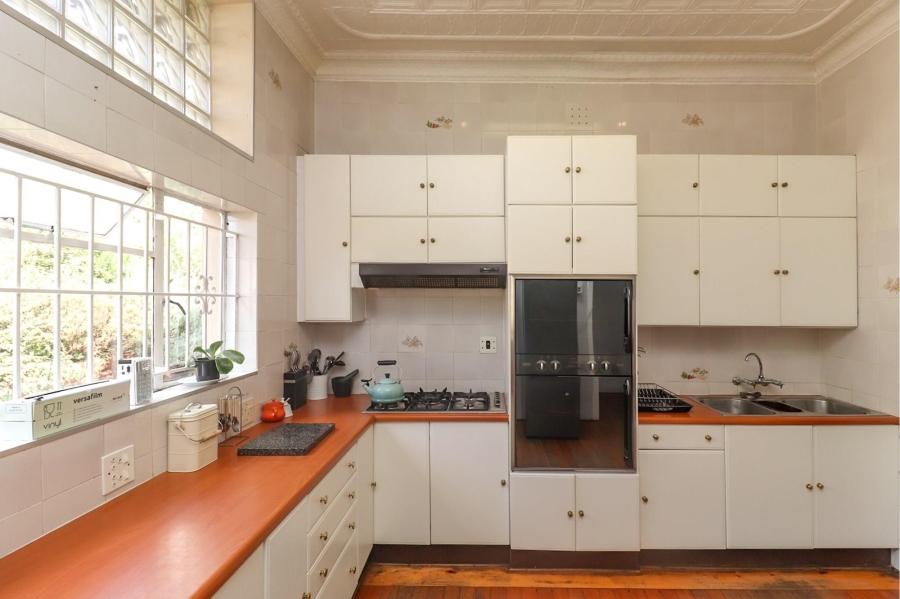 5 Bedroom Property for Sale in Kensington Gauteng