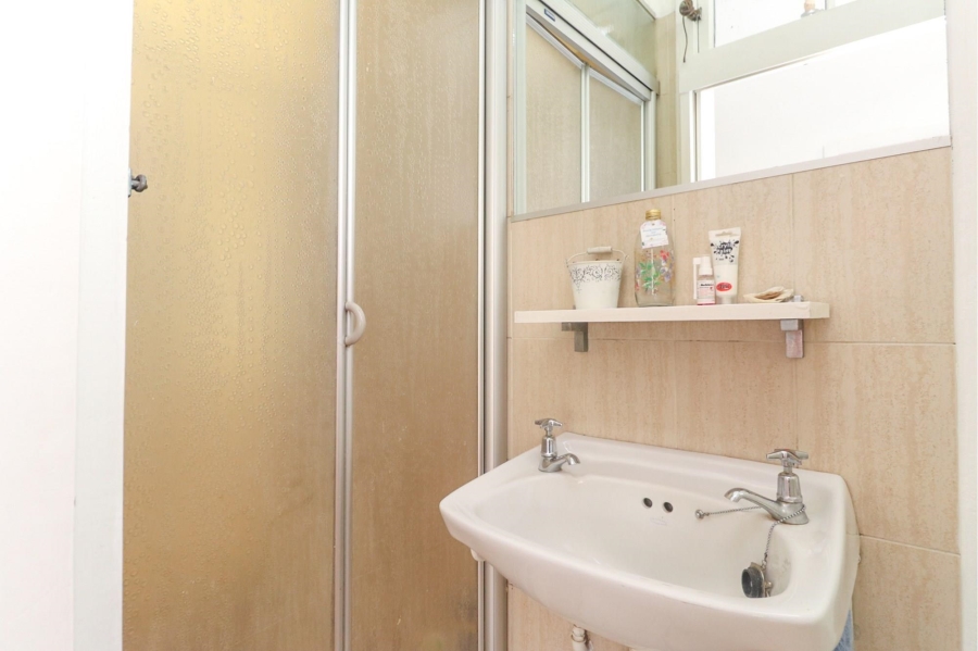 5 Bedroom Property for Sale in Kensington Gauteng