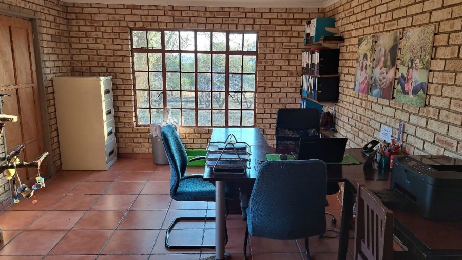 5 Bedroom Property for Sale in Zwartkrans Gauteng