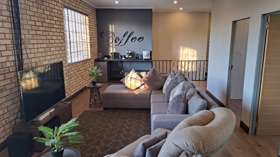 5 Bedroom Property for Sale in Zwartkrans Gauteng