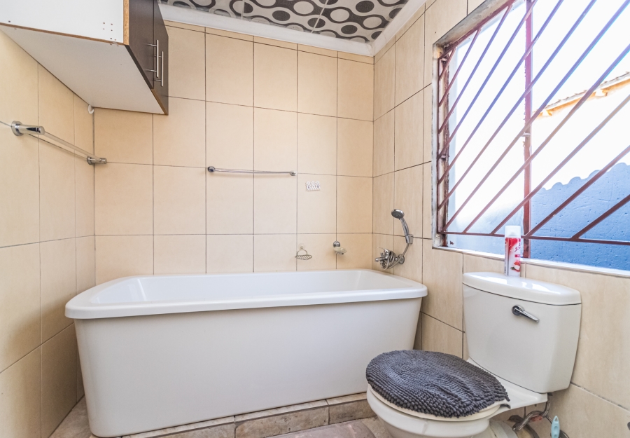 4 Bedroom Property for Sale in Cosmo City Gauteng