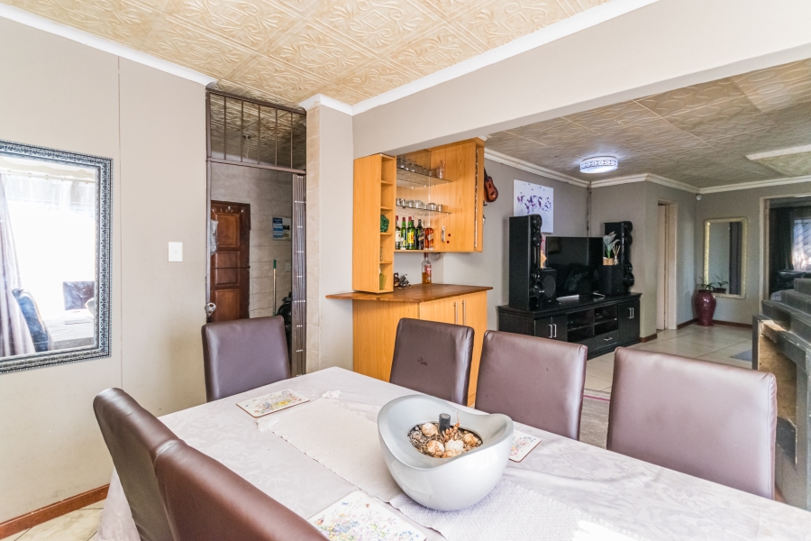 4 Bedroom Property for Sale in Cosmo City Gauteng