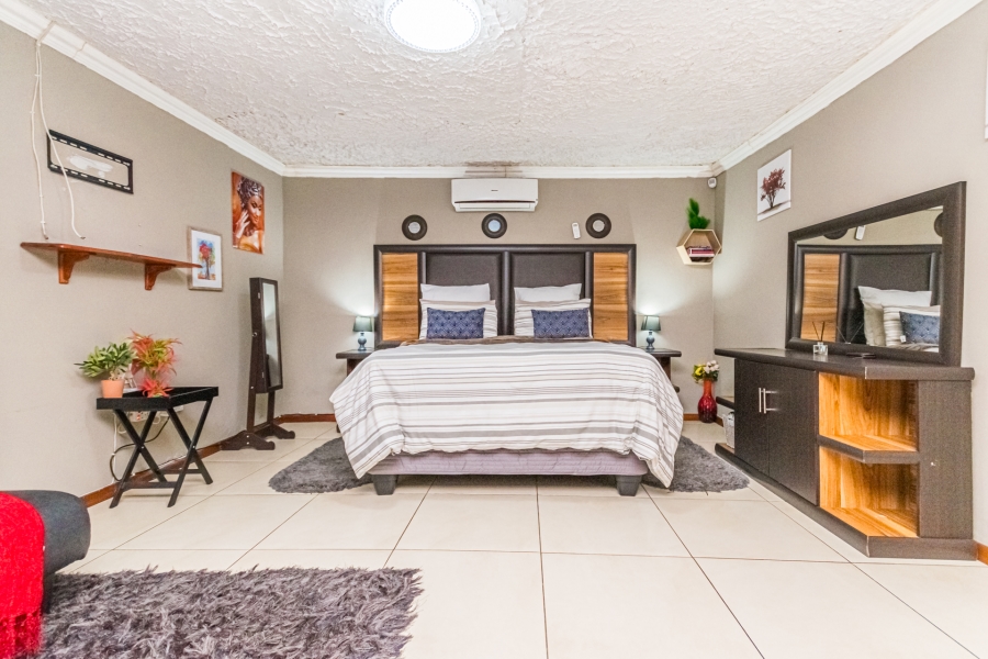 4 Bedroom Property for Sale in Cosmo City Gauteng