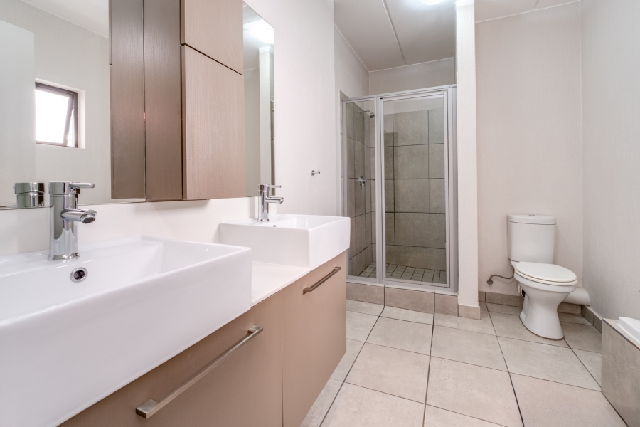 3 Bedroom Property for Sale in Broadacres Gauteng