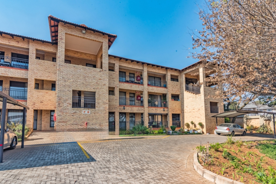 2 Bedroom Property for Sale in Monument Gauteng