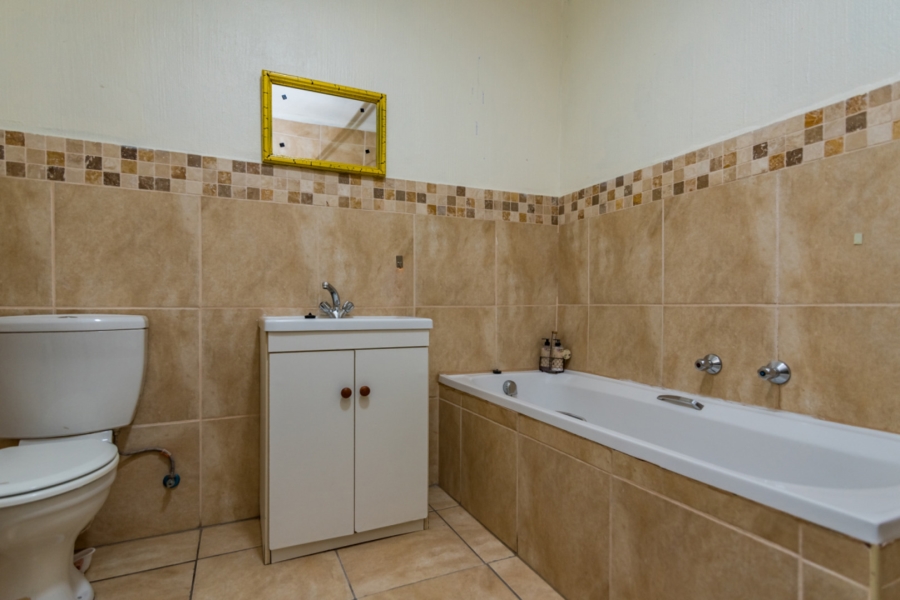 2 Bedroom Property for Sale in Monument Gauteng