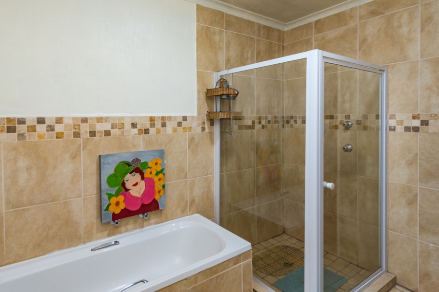 2 Bedroom Property for Sale in Monument Gauteng