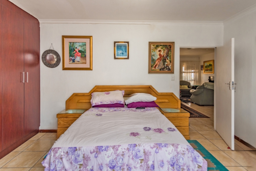 2 Bedroom Property for Sale in Monument Gauteng