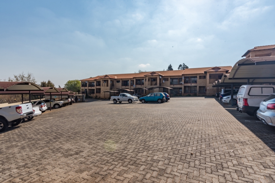 2 Bedroom Property for Sale in Monument Gauteng