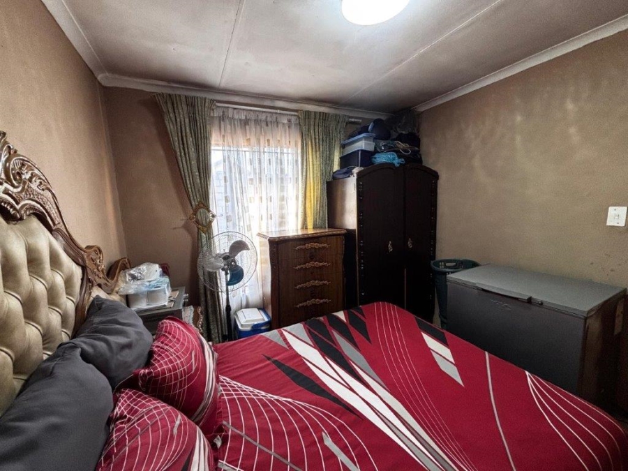 11 Bedroom Property for Sale in Siluma View Gauteng