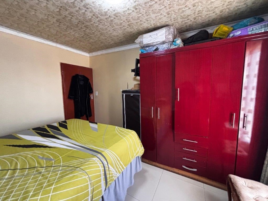 11 Bedroom Property for Sale in Siluma View Gauteng