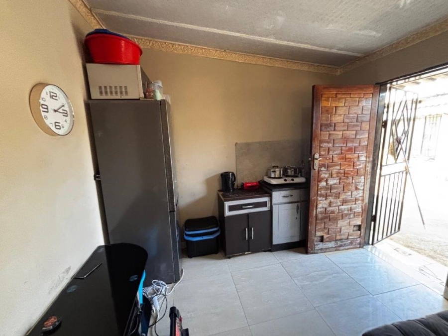 11 Bedroom Property for Sale in Siluma View Gauteng
