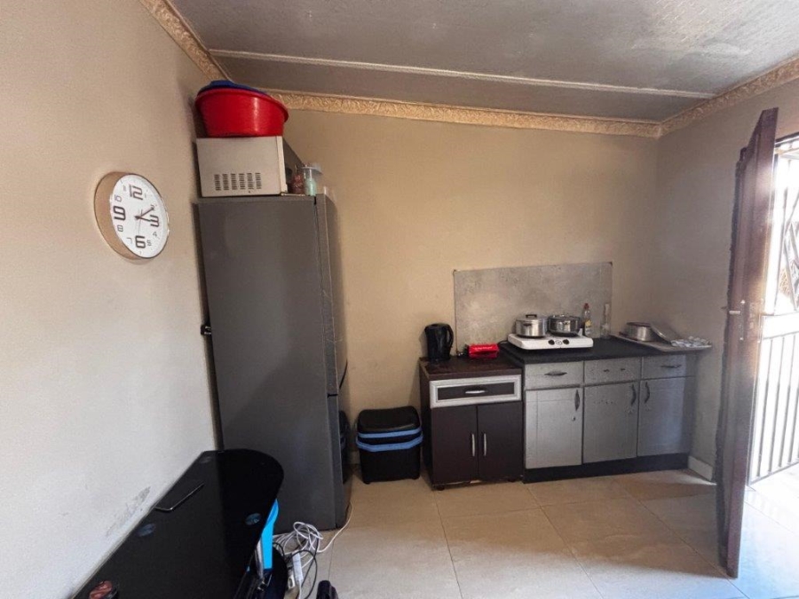 11 Bedroom Property for Sale in Siluma View Gauteng