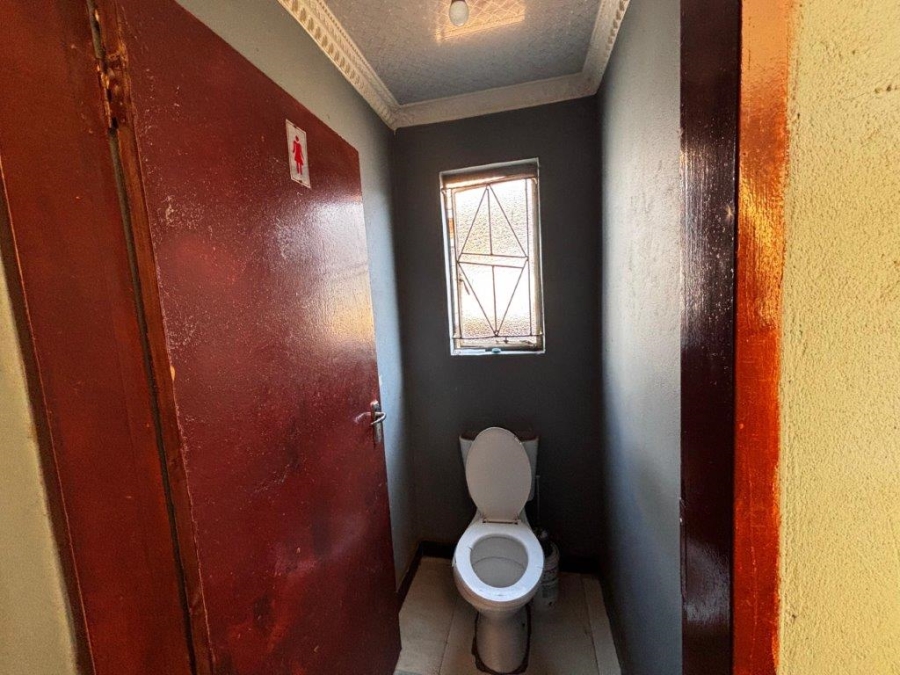 11 Bedroom Property for Sale in Siluma View Gauteng