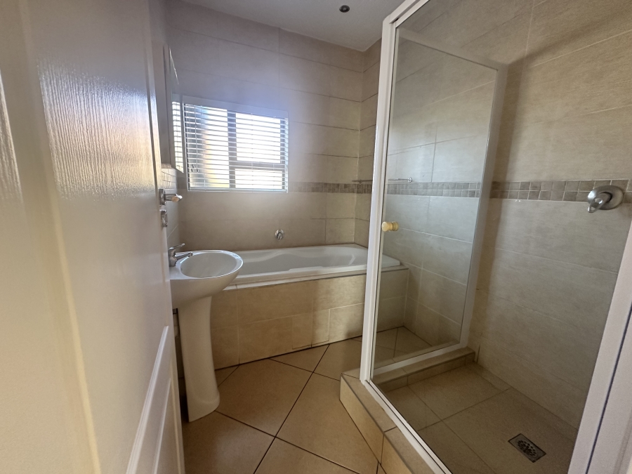 2 Bedroom Property for Sale in Liefde en Vrede Gauteng