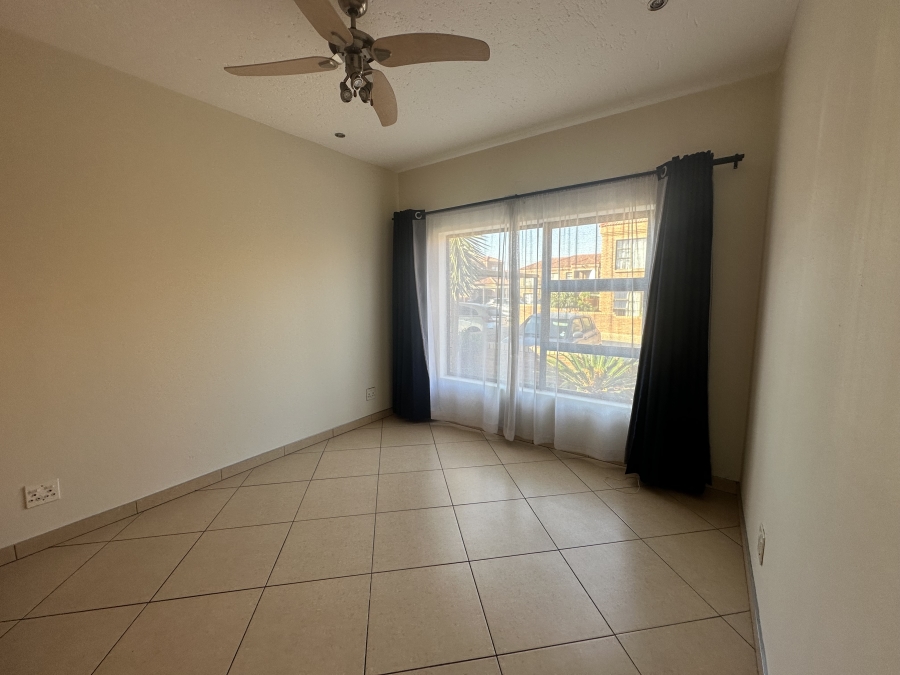 2 Bedroom Property for Sale in Liefde en Vrede Gauteng