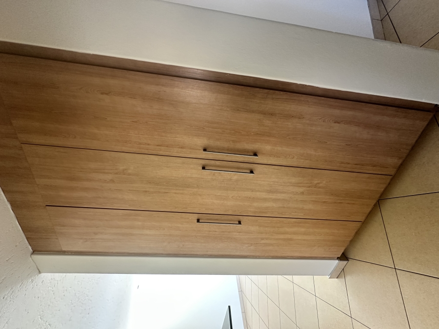 2 Bedroom Property for Sale in Liefde en Vrede Gauteng