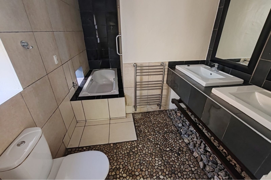 4 Bedroom Property for Sale in Ferndale Gauteng