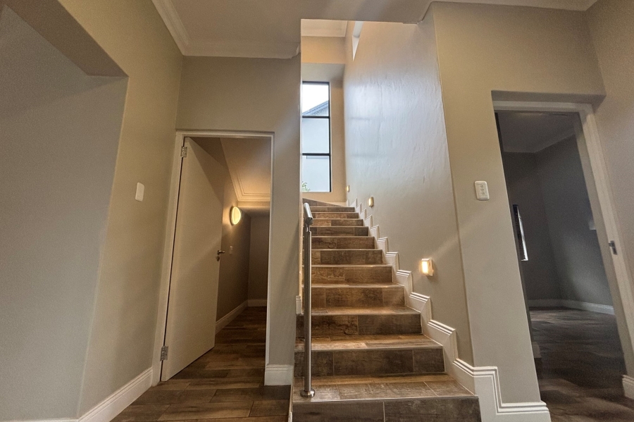 To Let 5 Bedroom Property for Rent in The Hills Game Reserve Estate Gauteng