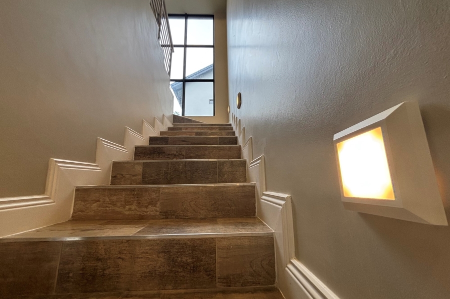 To Let 5 Bedroom Property for Rent in The Hills Game Reserve Estate Gauteng