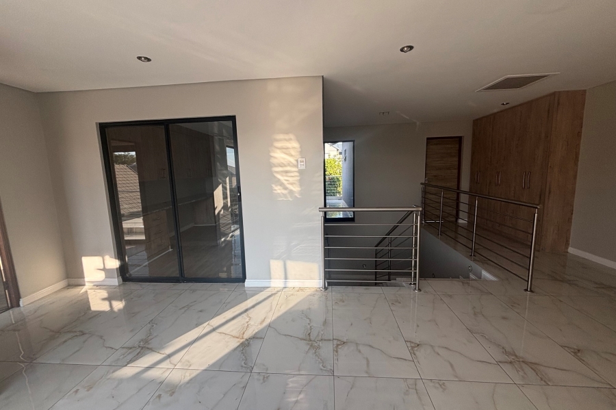 To Let 4 Bedroom Property for Rent in The Hills Game Reserve Estate Gauteng