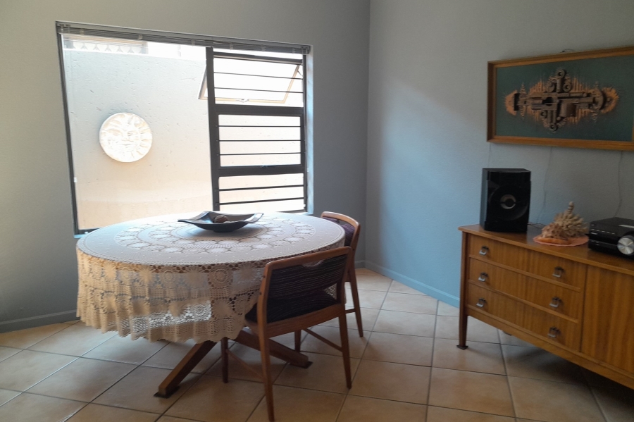 To Let 3 Bedroom Property for Rent in Beyers Park Gauteng