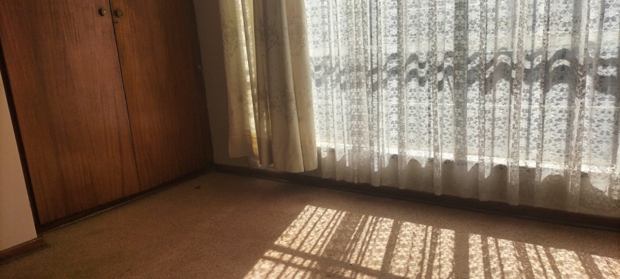 4 Bedroom Property for Sale in Westonaria Gauteng