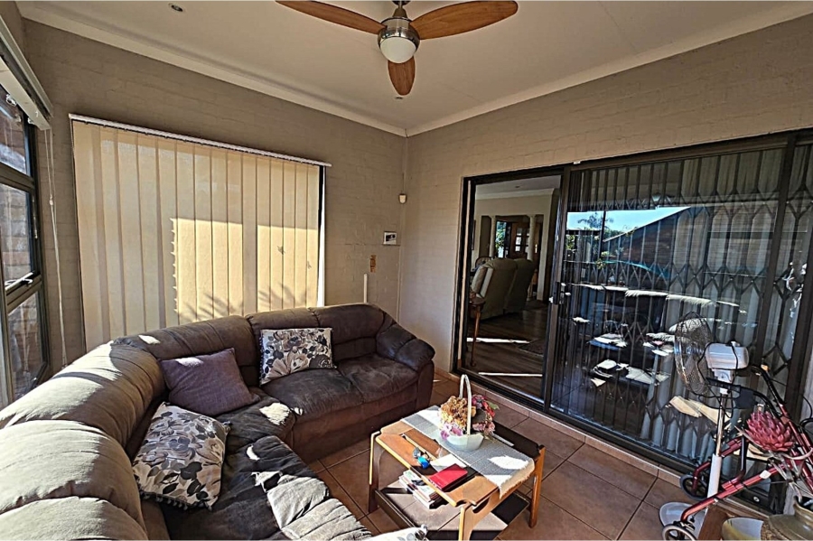 3 Bedroom Property for Sale in Magalieskruin Gauteng