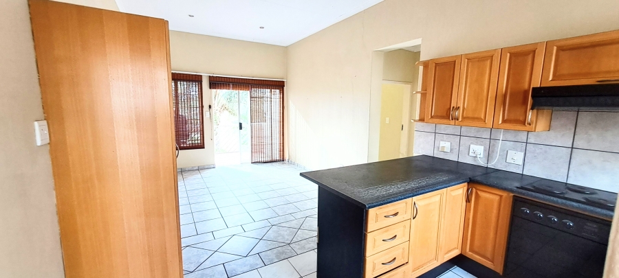 2 Bedroom Property for Sale in Garsfontein Gauteng