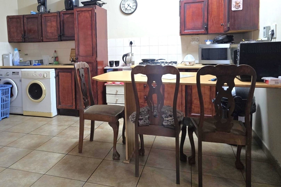 4 Bedroom Property for Sale in Glen Marais Gauteng
